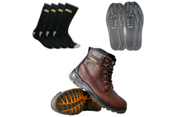 SUCHA STOPA! Zestaw promocyjny: Buty robocze DeWalt Titanium + DODATKI!